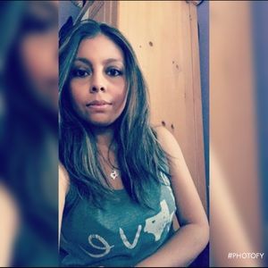 Meet your Posher, Veronica